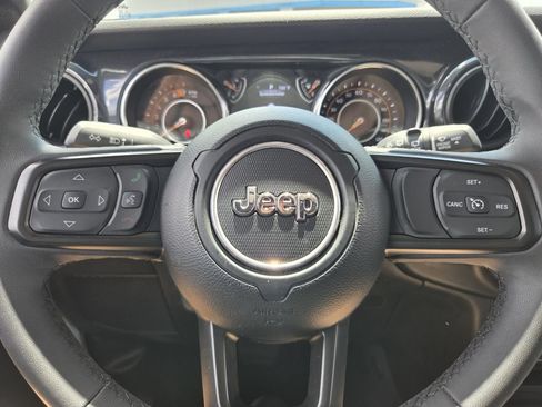Used 2023 Jeep Wrangler Unlimited Sport AWD/4WD image 28