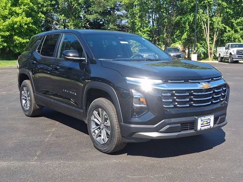 New 2026 Chevrolet Equinox LT w/ Safety and Technology Package FWD image 5
