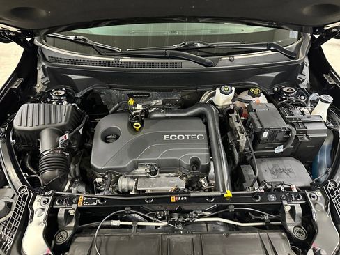 Certified 2022 GMC Terrain SLE w/ Driver Convenience Package image 39