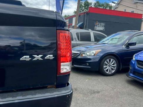 Used 2013 RAM 1500 Express AWD/4WD image 8