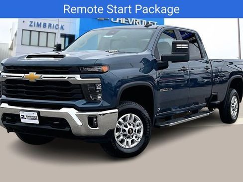 Certified 2025 Chevrolet Silverado 2500 LT w/ Convenience Package image 3