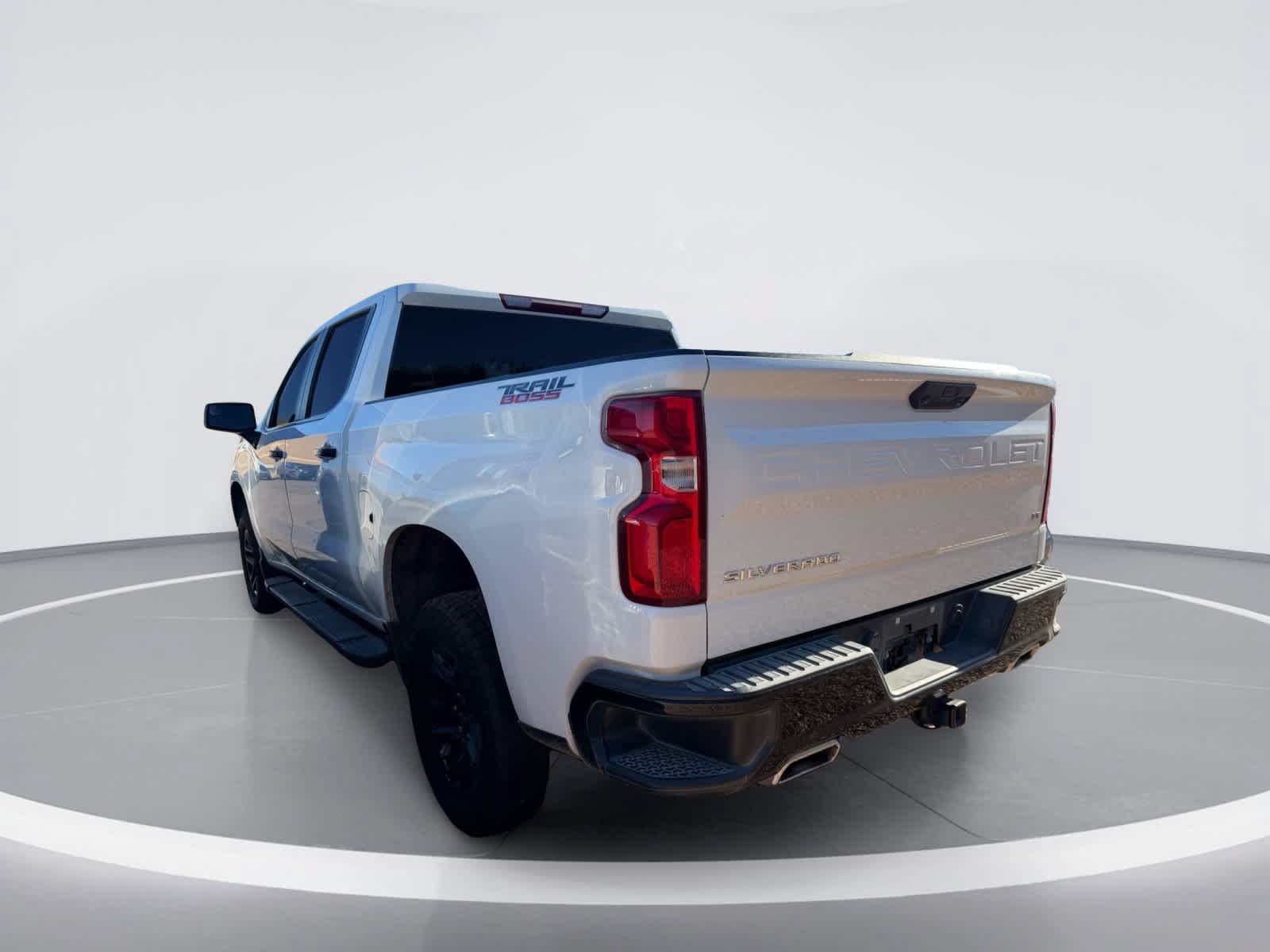 Used 2023 Chevrolet Silverado 1500 LT Trail Boss w/ Protection Package AWD/4WD image 4
