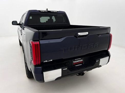Used 2025 Toyota Tundra Limited AWD/4WD image 8