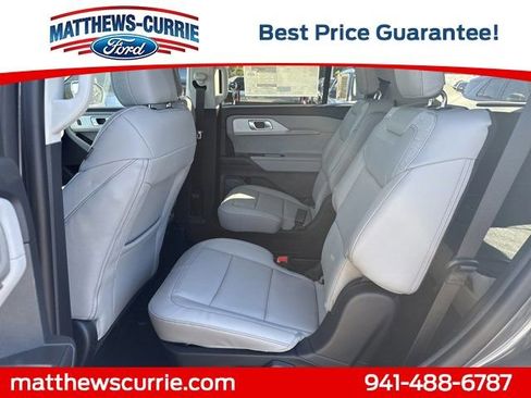 New 2026 Ford Explorer Active w/ Active Comfort Package image 12
