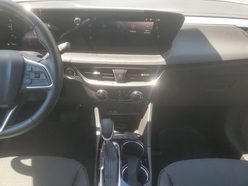 Used 2025 Buick Encore GX Preferred FWD image 10