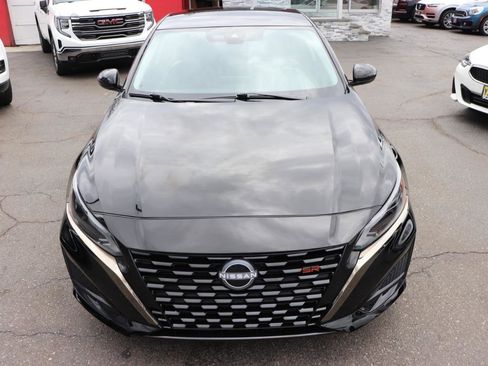 Used 2024 Nissan Altima 2.5 SR image 9