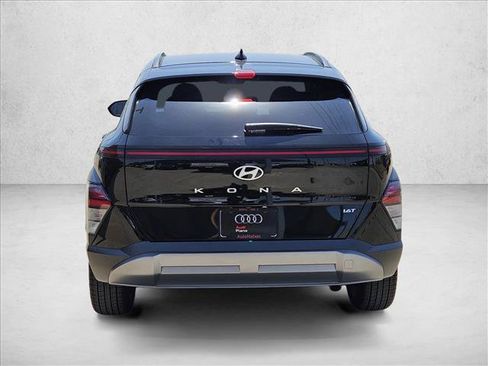 Used 2026 Hyundai Kona SEL Premium FWD image 6