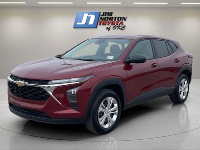 Used 2025 Chevrolet Trax LS