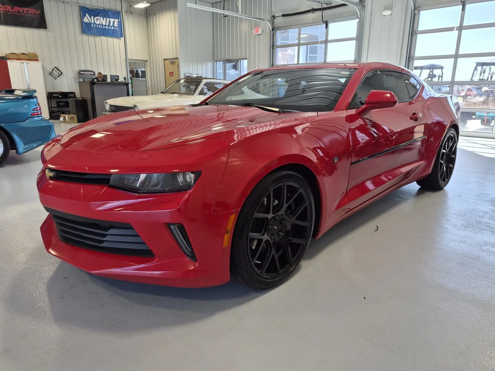 Used 2017 Chevrolet Camaro LT RWD image 6