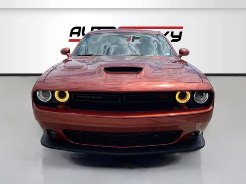 Used 2023 Dodge Challenger R/T Scat Pack w/ Plus Package RWD image 2