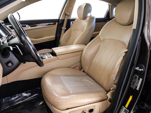 Used 2015 Hyundai Genesis 3.8 w/ Option Group 02 image 31