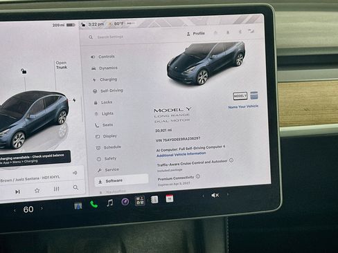 Used 2024 Tesla Model Y Long Range AWD/4WD image 18