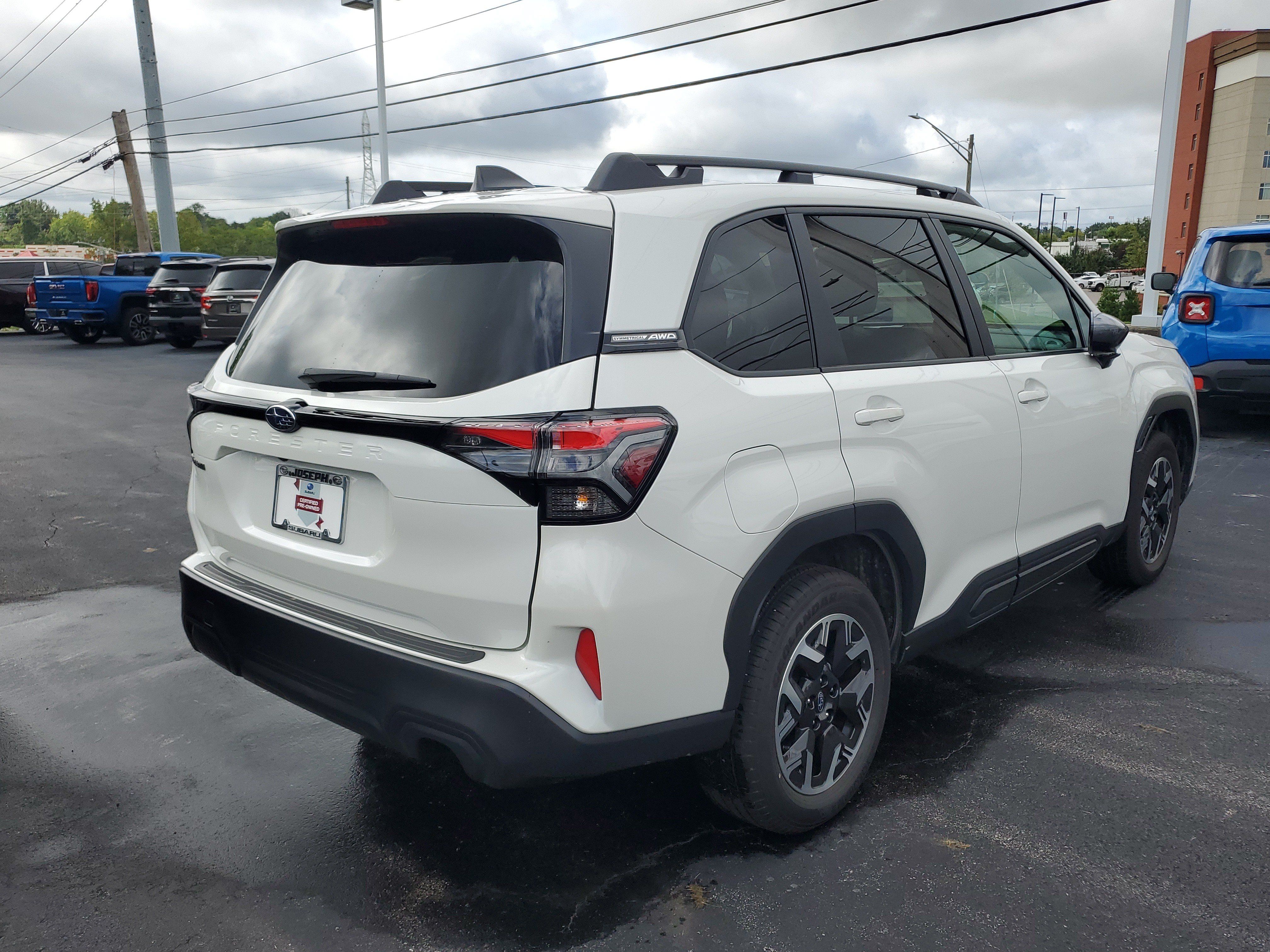 Certified 2026 Subaru Forester Premium w/ Base/Premium Plus Package AWD/4WD image 3