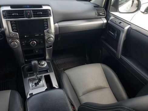 Used 2020 Toyota 4Runner SR5 Premium w/ Moonroof Package AWD/4WD image 14