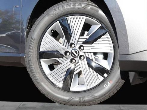 New 2026 Nissan Murano SL w/ Comfort Package image 3