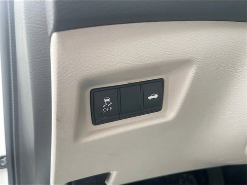 Used 2023 INFINITI Q50 Luxe w/ Cargo Package image 10