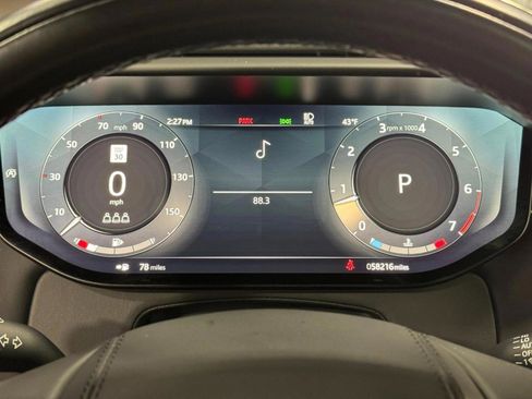 Used 2023 Land Rover Range Rover Sport SE image 32