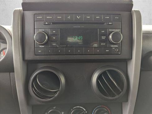 Used 2007 Jeep Wrangler X AWD/4WD image 14
