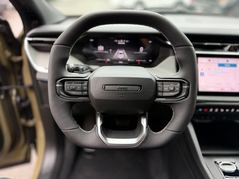 New 2026 Jeep Cherokee Laredo AWD/4WD image 6
