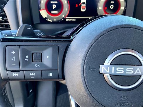 Used 2024 Nissan Rogue SL w/ SL Premium Package AWD/4WD image 24