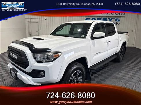 Used 2017 Toyota Tacoma TRD Pro image 1