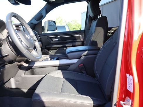 Used 2024 RAM 1500 Big Horn AWD/4WD image 22