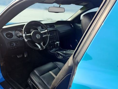 Used 2010 Ford Mustang GT image 16