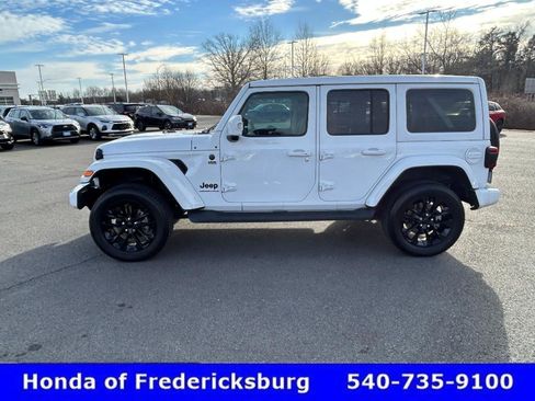 Used 2023 Jeep Wrangler Unlimited Sahara image 3