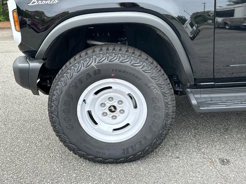 New 2026 Ford Bronco Heritage Edition AWD/4WD image 11