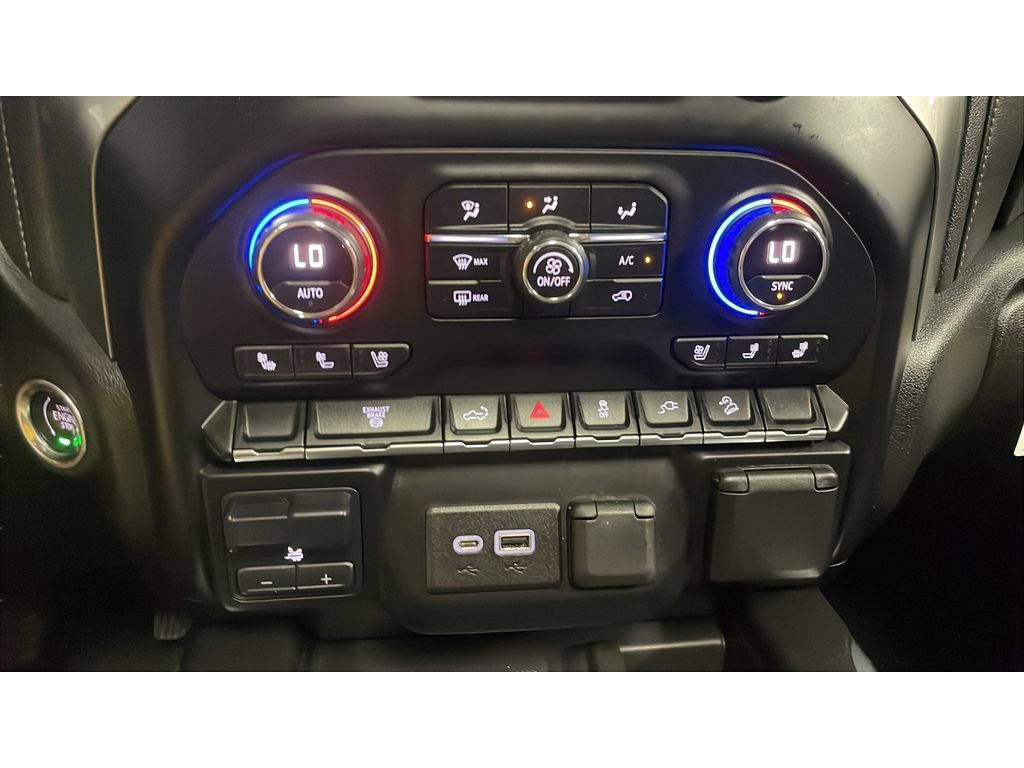 Used 2020 Chevrolet Silverado 2500 LTZ w/ LTZ Convenience Package AWD/4WD image 14