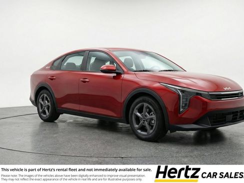 Used 2025 Kia K4 FWD image 1