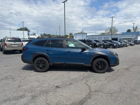 Used 2022 Subaru Outback Wilderness AWD/4WD image 8