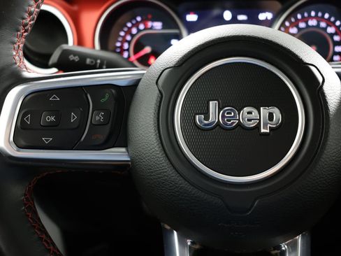 Used 2021 Jeep Wrangler Rubicon AWD/4WD image 27
