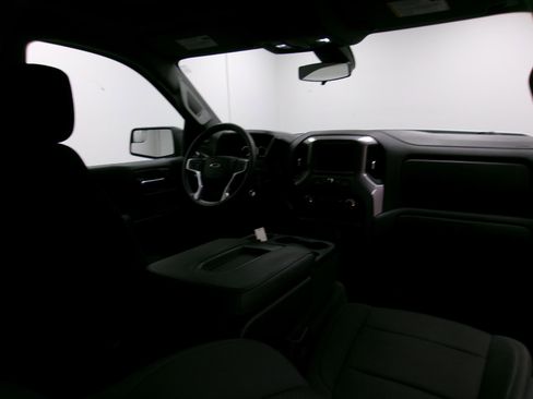 Certified 2021 Chevrolet Silverado 1500 Custom Trail Boss w/ Safety Confidence Package image 3