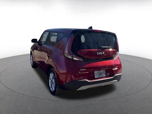 Used 2025 Kia Soul LX w/ LX Technology Package image 10