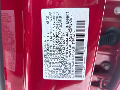 Certified 2023 Honda Pilot Sport image 2