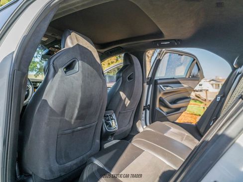 Used 2018 Cadillac CTS V w/ Luxury Package image 53