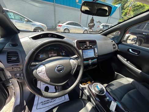 Used 2013 Nissan Leaf SL FWD image 5