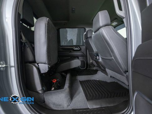 Used 2025 Chevrolet Silverado 2500 LTZ w/ LTZ Convenience Package AWD/4WD image 39