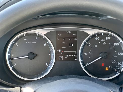 Used 2025 Nissan Versa S w/ S Plus Package image 16