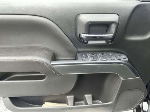 Used 2018 Chevrolet Silverado 1500 LT w/ All Star Edition image 14