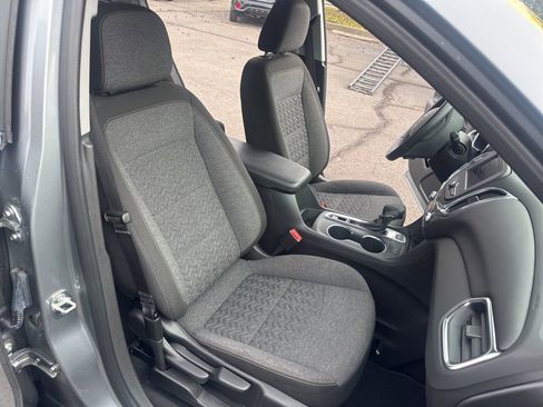 Used 2024 Chevrolet Equinox LT image 14