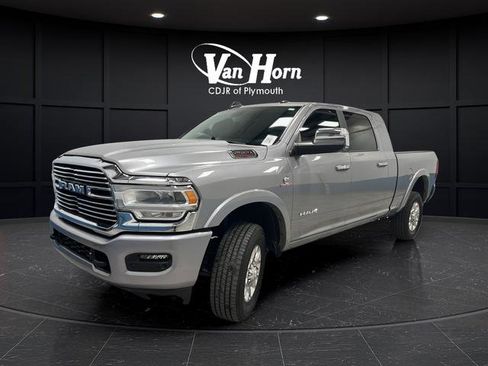 Used 2022 RAM 2500 Laramie AWD/4WD image 3