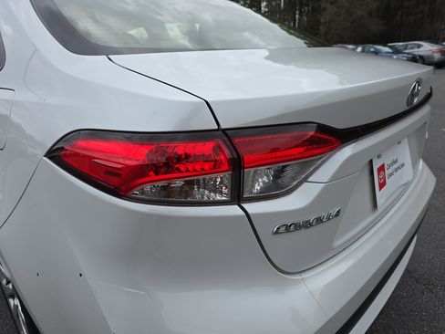 Certified 2022 Toyota Corolla LE image 35