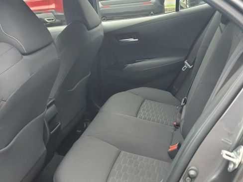Used 2022 Toyota Corolla SE w/ SE Preferred Package FWD image 17