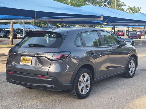 Certified 2025 Honda HR-V LX image 3