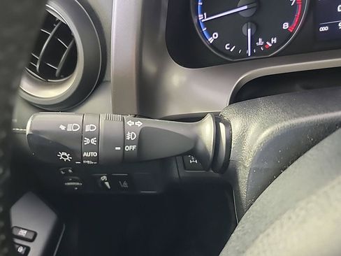 Used 2018 Toyota RAV4 XLE w/ Plus Extra Value Package AWD/4WD image 27