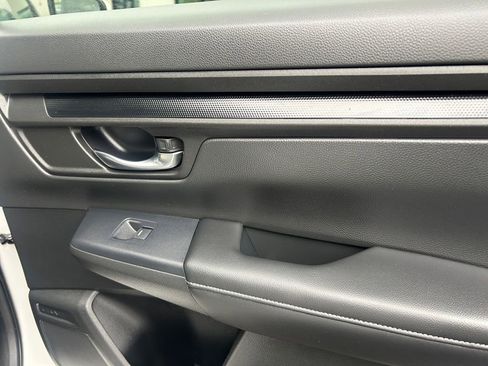 Used 2025 Honda CR-V EX image 22