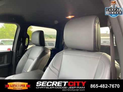 Used 2024 RAM 3500 Tradesman w/ Chrome Appearance Group AWD/4WD image 11