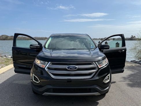 Used 2015 Ford Edge SEL w/ Equipment Group 201A image 2